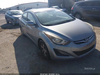 HYUNDAI HYUNDAI ELANTRA SE