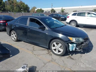 TOYOTA TOYOTA CAMRY SE