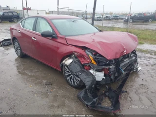 NISSAN NISSAN ALTIMA SV FWD