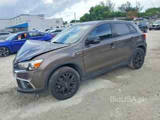 MITSUBISHI OUTLANDER SPORT ES