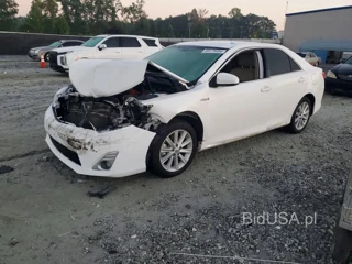 TOYOTA CAMRY HYBRID XLE