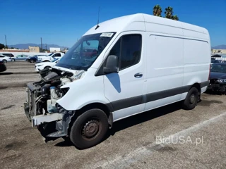 MERCEDES-BENZ SPRINTER 2500/3500