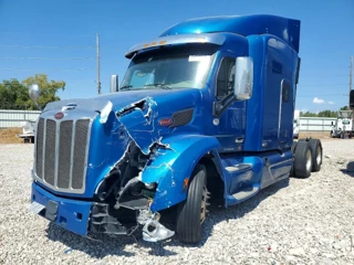 PETERBILT 579