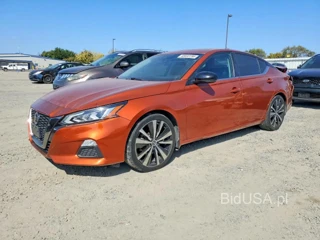 NISSAN ALTIMA SR