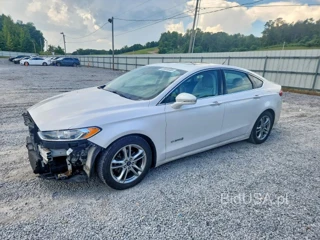 FORD FUSION TITANIUM HEV