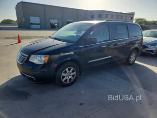 CHRYSLER TOWN & COUNTRY TOURING