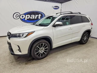 TOYOTA HIGHLANDER SE
