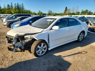 TOYOTA CAMRY BASE