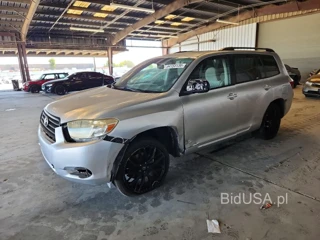 TOYOTA HIGHLANDER BASE