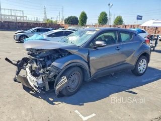 TOYOTA C-HR LE