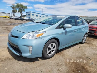 TOYOTA PRIUS THREE