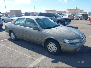 TOYOTA TOYOTA CAMRY LE/XLE