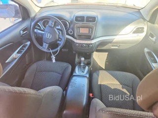 DODGE JOURNEY SE