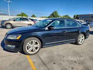 VOLKSWAGEN PASSAT SE