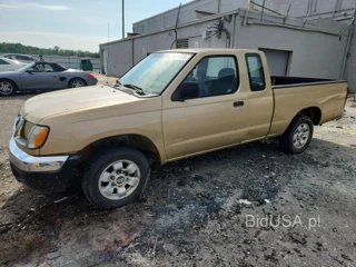 NISSAN FRONTIER XE