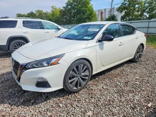 NISSAN ALTIMA SR