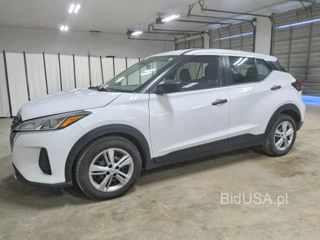 NISSAN KICKS S