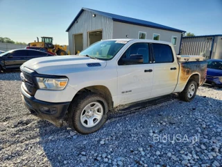 RAM 1500 TRADESMAN