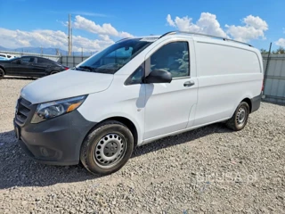 MERCEDES-BENZ METRIS