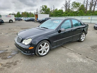 MERCEDES-BENZ C 230