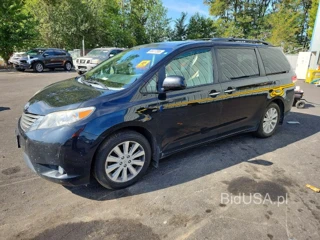 TOYOTA SIENNA XLE 7-PASSENGER