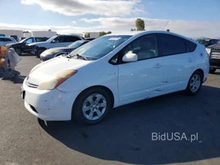 TOYOTA PRIUS BASE