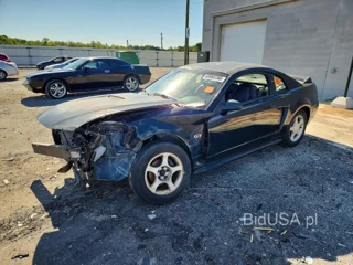 FORD MUSTANG GT