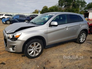 MITSUBISHI OUTLANDER SPORT ES