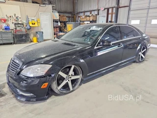 MERCEDES-BENZ S 550