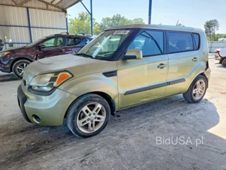 KIA SOUL +
