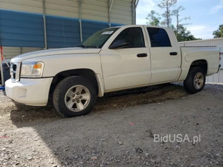 DODGE DAKOTA QUAD SLT