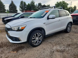 MITSUBISHI OUTLANDER SPORT ES