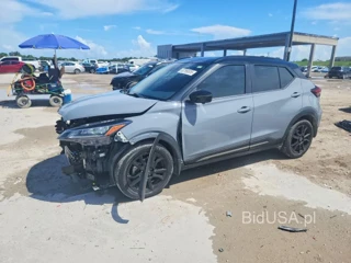 NISSAN KICKS SR