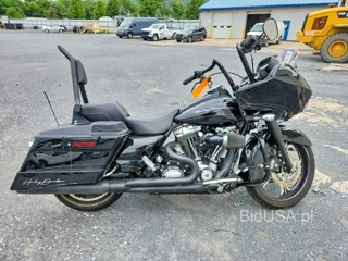 HARLEY-DAVIDSON FLTRX ROAD GLIDE CUSTOM