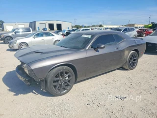 DODGE CHALLENGER SXT