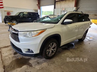 TOYOTA HIGHLANDER XLE