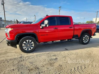 CHEVROLET SILVERADO K2500 CUSTOM
