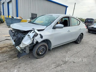 NISSAN VERSA SV