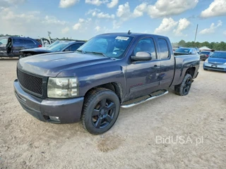 CHEVROLET SILVERADO C1500 LTZ