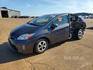 TOYOTA PRIUS THREE