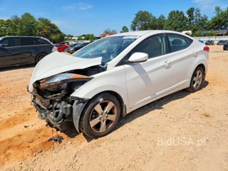 HYUNDAI ELANTRA GLS