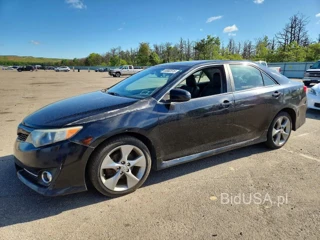 TOYOTA CAMRY SE SPORT
