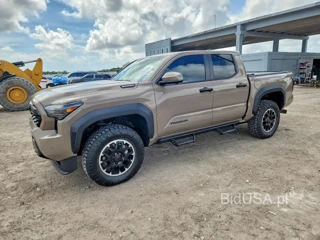 TOYOTA TACOMA TRD OFF-ROAD HV
