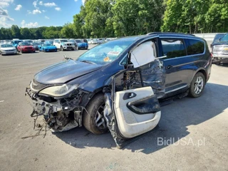 CHRYSLER PACIFICA TOURING L