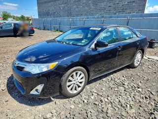 TOYOTA CAMRY XLE