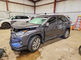 TOYOTA RAV4 XLE PREMIUM