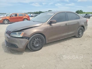 VOLKSWAGEN JETTA SE