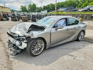 LEXUS IS 300