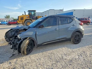 NISSAN KICKS SR