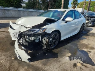 TOYOTA CAMRY XSE